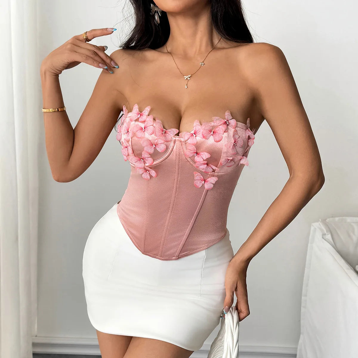 Corset rose avec papillons