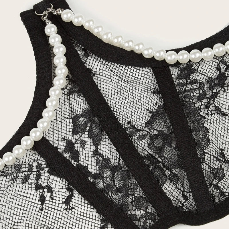 Corset sur chemise noir détails